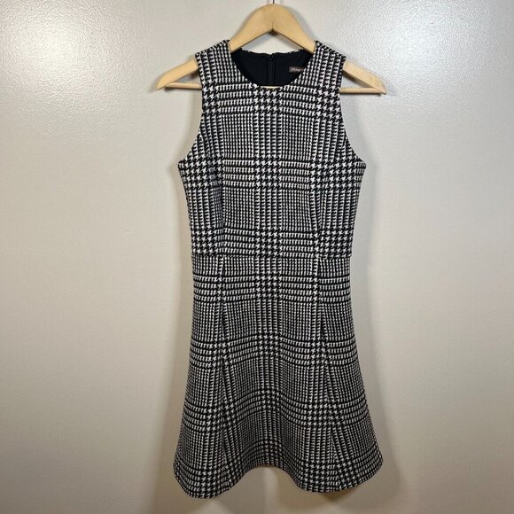 J. Mclaughlin Scuba Dress Size Small Houndstooth Black Travel Work Office Career - Picture 1 of 9